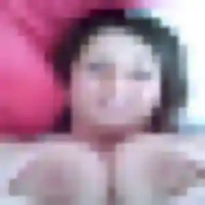Ximena, 21 ans, connectée à Arles pour une rencontre coquine