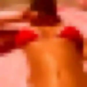 Photo sexy de Priscilla, 25 ans à Bain-de-Bretagne - plan discret