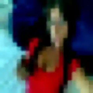 Flore de Berre-l'Étang, 24 ans - rencontre coquine discret