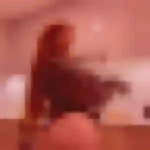Marine, 20 ans, connectée à Bollène pour une rencontre coquine