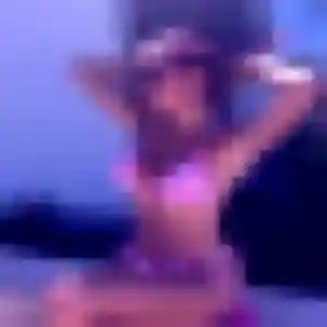Photo privée de Aurelie, 44 ans à Bourges - rencontre coquine