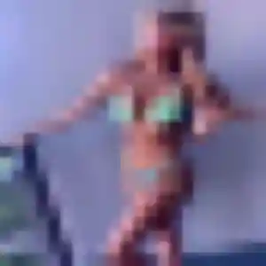 Photo de Xaviere à Bruz (21 ans) - rencontre coquine sans inscription