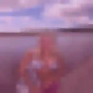 Contacte Brigitte, 21 ans à Bully-les-Mines en privé