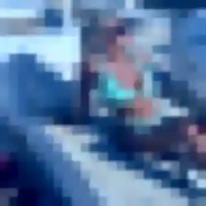Charmante Aurelie, 41 ans à Bures-sur-Yvette - voir sa photo
