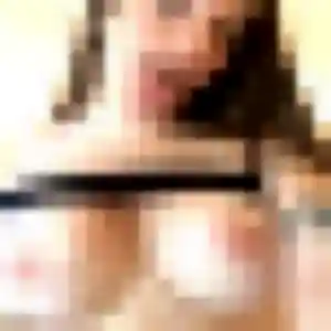 Sexy Lola, 22 ans à Cabriès - découvrir son profil