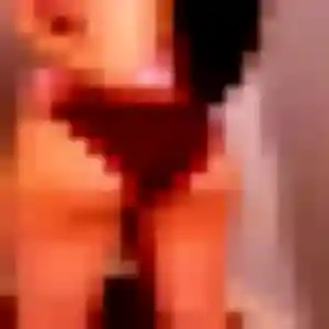 Anna, 38 ans, dispo pour rencontre coquine à Cahors