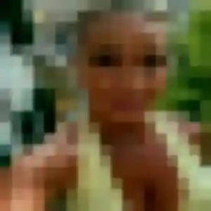 Alicia (19 ans) à Cambo-les-Bains cherche un rencontre coquine maintenant
