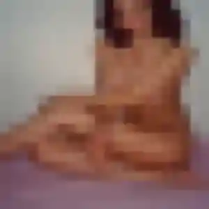 Brigitte, 30 ans, disponible à Carentan-les-Marais pour une rencontre coquine