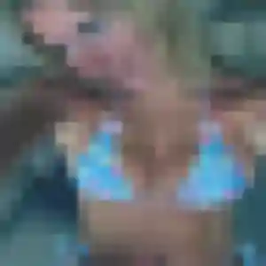Alexandra (25 ans) à Champagne-sur-Seine propose une rencontre ce soir