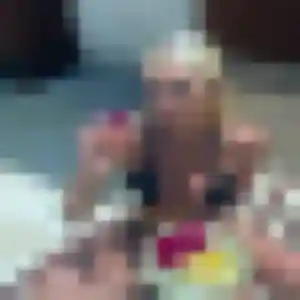 Photo privée de Bettina, 39 ans à Chanteloup-les-Vignes - plan discret