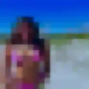 Photo de Emilie à Chevigny-Saint-Sauveur (27 ans) - rencontre coquine anonyme