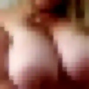 Rejoins Ophelie, 31 ans à Cilaos en privé