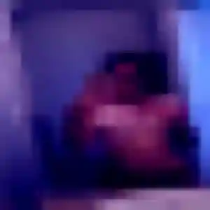 Amel (31 ans) à Douvres-la-Délivrande attend une rencontre rapidement