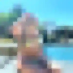 Urielle, fille de 35 ans propose rencontre coquine à Étréchy