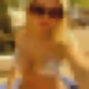 Profil de Meriem à Évreux (27 ans) - rencontre coquine discret