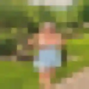 Brune, 20 ans, cherche un rencontre coquine à Fouesnant