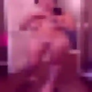 Charmante Sixtine, 35 ans à Francheville - la contacter