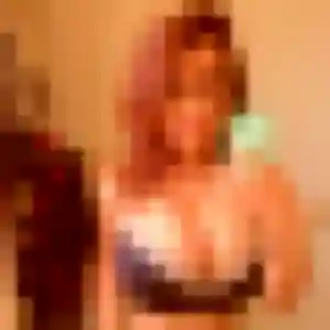 Photo exclusive de Chloe, 26 ans à Guyancourt - rencontre sans lendemain