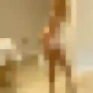Melanie (20 ans) à Hennebont attend une rencontre rapidement