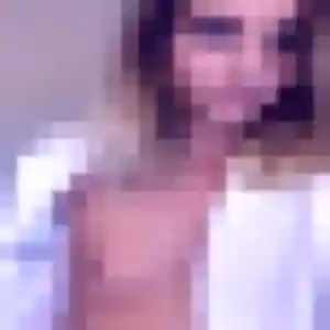 Charmante Louisa, 20 ans à Igny - voir sa photo
