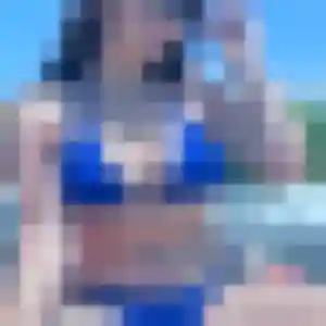 Charmante Ingrid, 22 ans à Issy-les-Moulineaux - la contacter
