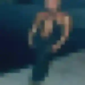 Photo de Valentine à Jacou (27 ans) - rencontre coquine anonyme