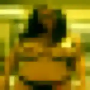Photo sexy de Amira, 29 ans à La Bouilladisse - plan discret