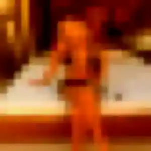Dina, 33 ans, dispo pour rencontre coquine à La Garnache