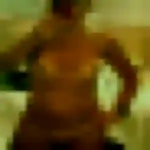 Ambre, 32 ans, en ligne à Lambesc pour une rencontre coquine