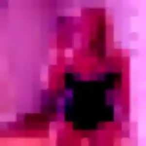 Caroline, 34 ans, connectée à Landerneau pour un rencontre coquine