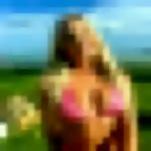 Theresa (22 ans) à Le Cendre propose un rencontre coquine ce soir