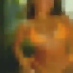 Yvette, 25 ans, cherche un rencontre coquine à Longué-Jumelles