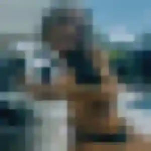 Dina de Martignas-sur-Jalle, 19 ans - rencontre coquine sans lendemain