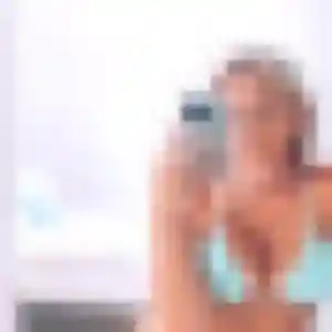 Gladys, fille de 19 ans propose rencontre coquine à Moulins