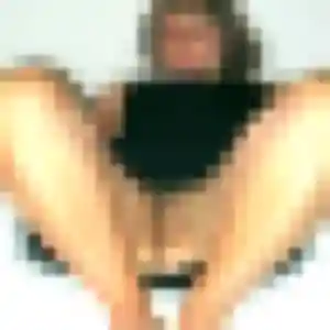 Photo de Viviane à Neuville-en-Ferrain (24 ans) - rencontre coquine gratuit