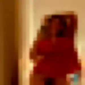 Ulrike, 25 ans, en ligne à Noisy-le-Sec pour une rencontre coquine