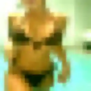 rencontre coquine à Nuits-Saint-Georges : photo de Vicky, 22 ans - sans engagement