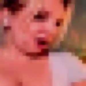 Rejoins Ulrike, 31 ans à Paray-Vieille-Poste en t'inscrivant