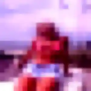 Regine, femme de 28 ans veut rencontre coquine à Plescop