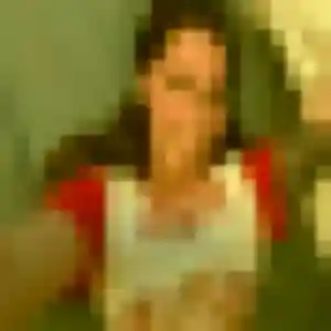 Contacte Rose-Marie, 19 ans à Roanne en privé