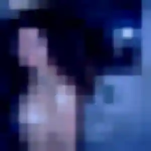 Perrine, femme de 21 ans propose rencontre coquine à Royan