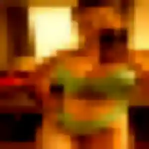 rencontre coquine à Saint-Affrique : profil de Melodie, 27 ans - inscription gratuite