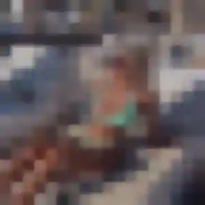 Ava, 21 ans, connectée à Saint-Aubin-de-Médoc pour un rencontre coquine