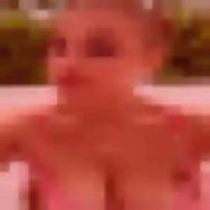 Profil de Angelique à Saint-Genest-Lerpt (20 ans) - rencontre coquine discret