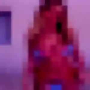 Henriette, 27 ans, dispo pour rencontre coquine à Saint-Jean-de-Maurienne