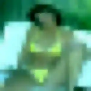 Pascale, 24 ans, connectée à Saint-Laurent-de-Mure pour une rencontre coquine