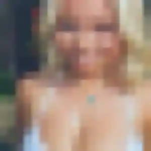 Erika de Saint-Mandé, 22 ans - rencontre coquine sans prise de tête