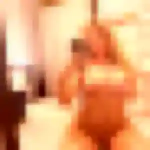 rencontre coquine à Saint-Ouen-l'Aumône : photo de Hilary, 28 ans - accès libre