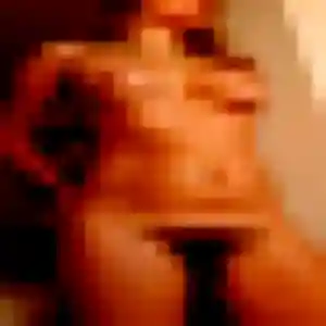 Yvonne, 21 ans, en ligne à Saint-Priest pour un rencontre coquine