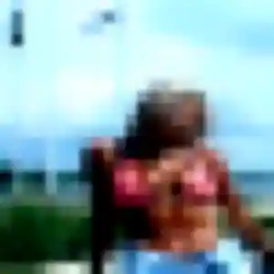 Candice de Saint-Raphaël, 24 ans - rencontre coquine sans prise de tête